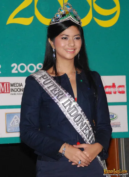 Foto Qory Sandioriva