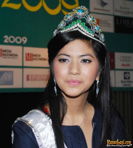 Foto Qory Sandioriva