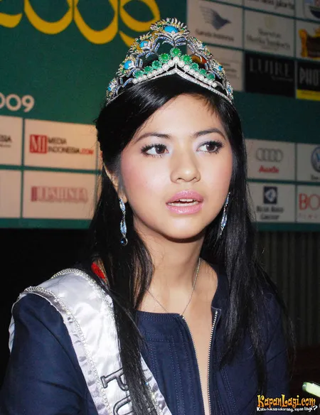 Foto Qory Sandioriva