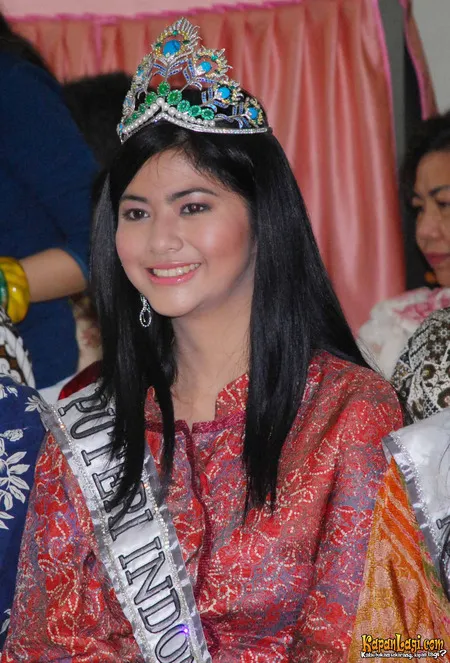 Foto Qory Sandioriva