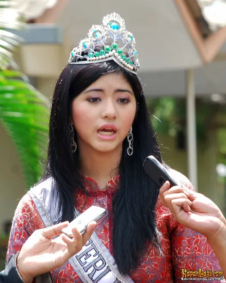 Foto Qory Sandioriva