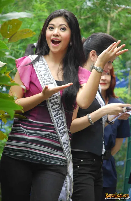 Foto Qory Sandioriva