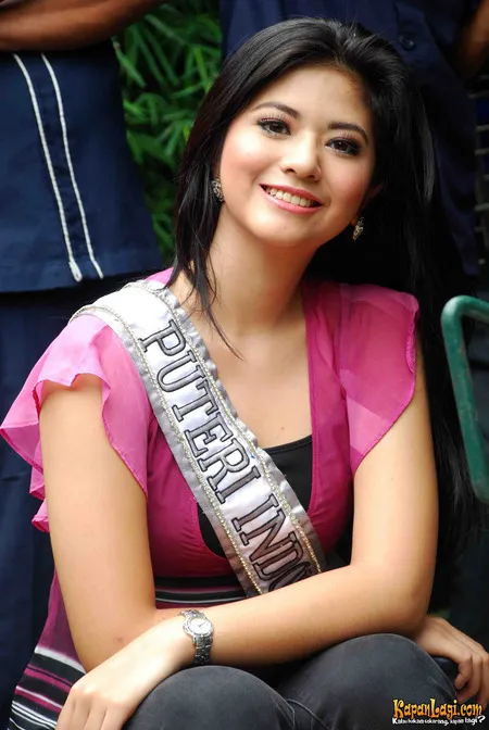 Foto Qory Sandioriva