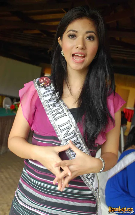 Foto Qory Sandioriva