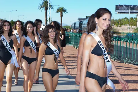 Foto Qory Sandioriva