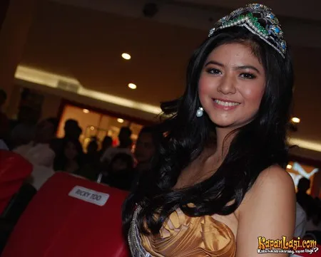 Foto Qory Sandioriva