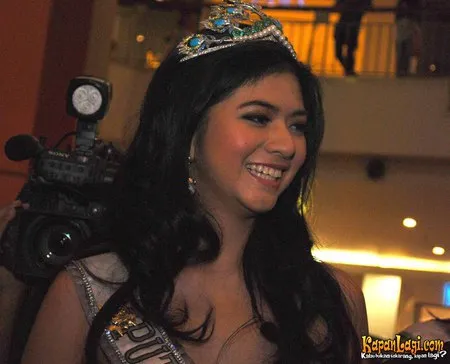 Foto Qory Sandioriva