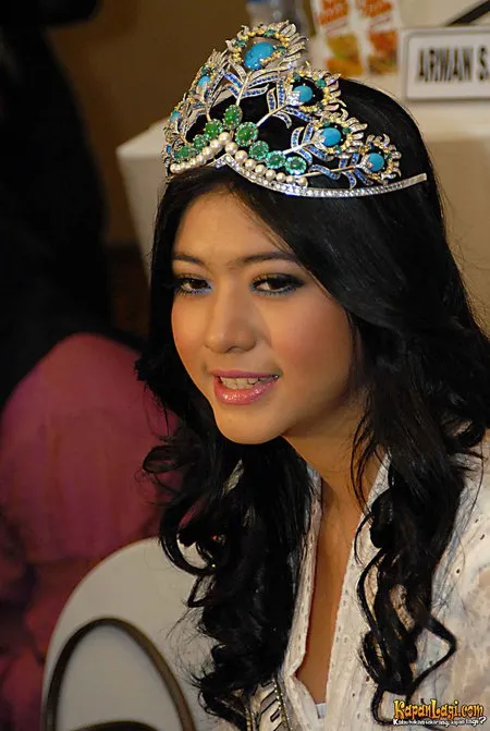 Foto Qory Sandioriva