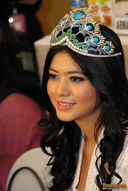 Foto Qory Sandioriva