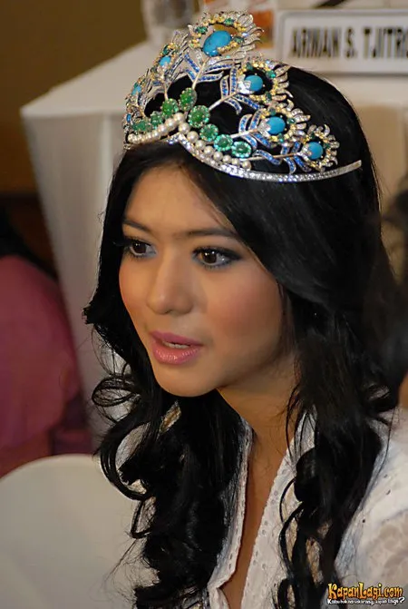 Foto Qory Sandioriva