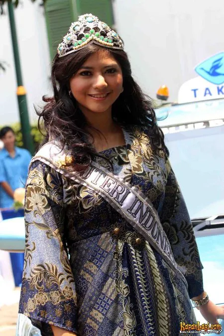 Foto Qory Sandioriva