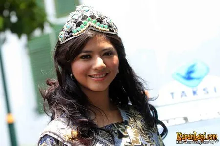 Foto Qory Sandioriva