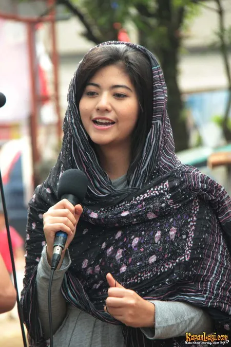 Foto Qory Sandioriva