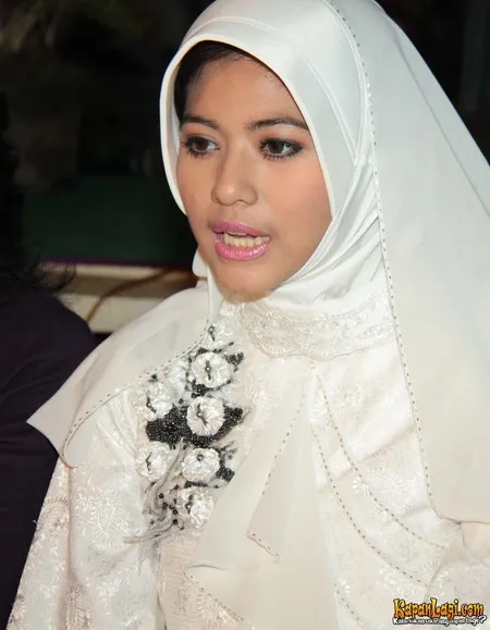 Foto Qory Sandioriva