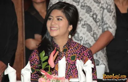 Foto Qory Sandioriva