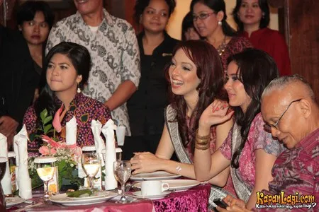 Foto Qory Sandioriva