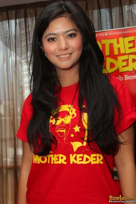 Foto Qory Sandioriva