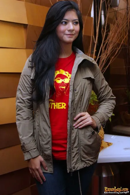 Foto Qory Sandioriva