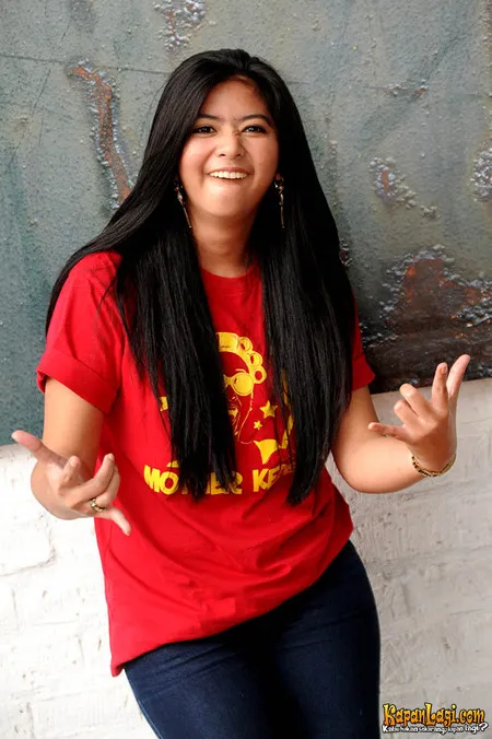 Foto Qory Sandioriva