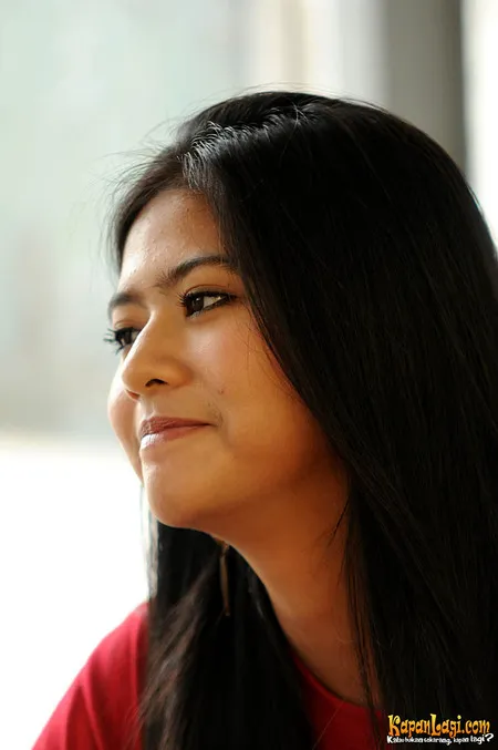 Foto Qory Sandioriva