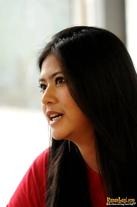 Foto Qory Sandioriva