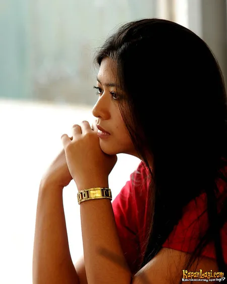 Foto Qory Sandioriva