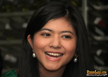 Foto Qory Sandioriva