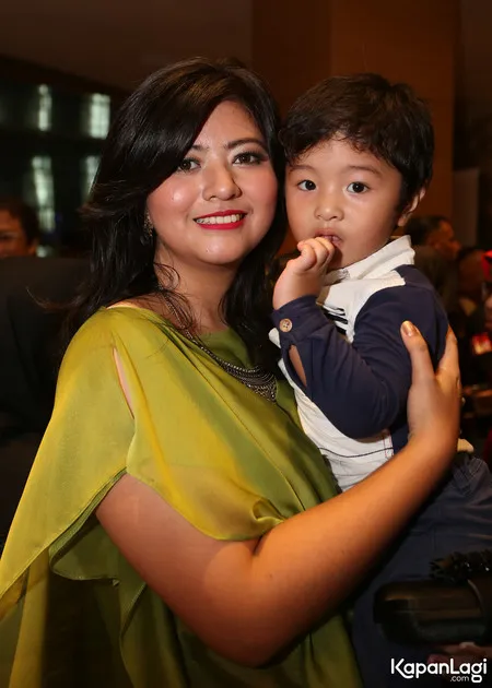 Foto Qory Sandioriva