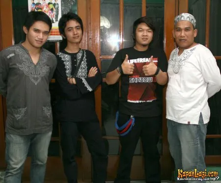 Foto Raden Band