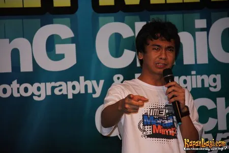 Foto Raditya Dika
