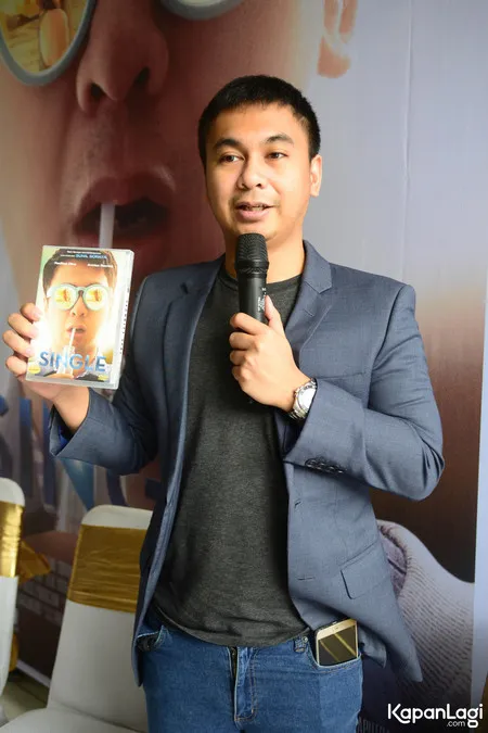 Foto Raditya Dika