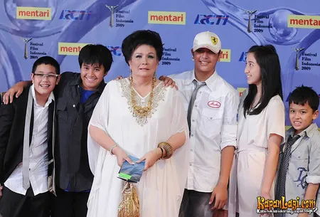 Foto Rae Sita Supit