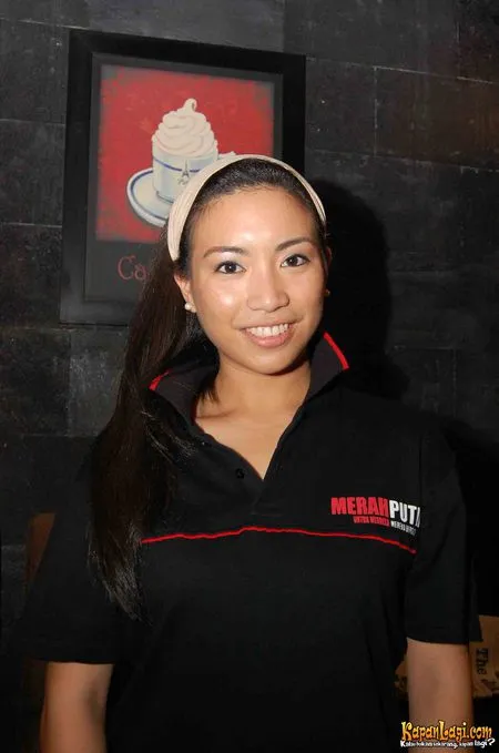 Foto Rahayu Saraswati