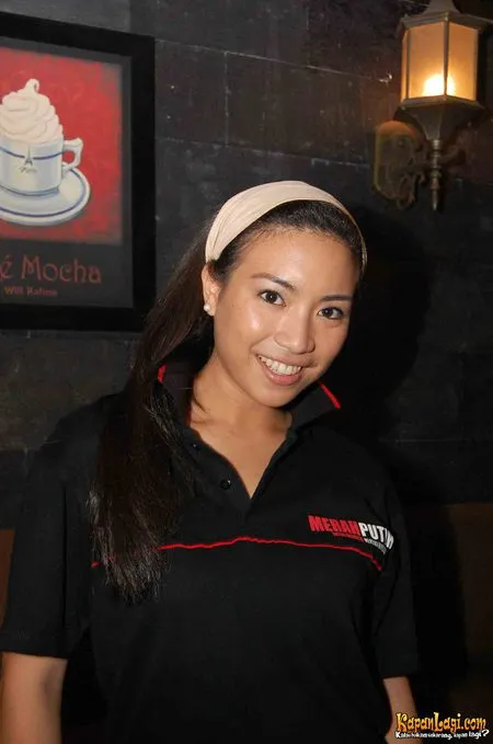 Foto Rahayu Saraswati