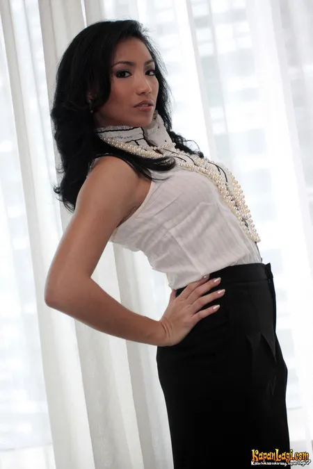 Foto Rahayu Saraswati