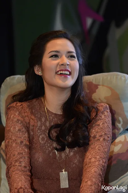 Foto Raisa