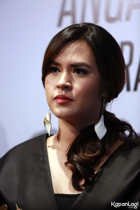 Foto Raisa