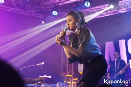 Foto Raisa