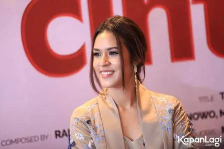 Foto Raisa