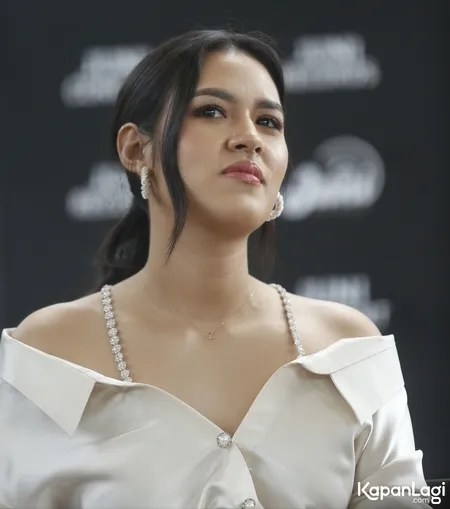 Foto Raisa