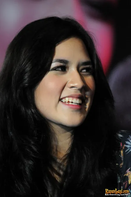 Foto Raisa