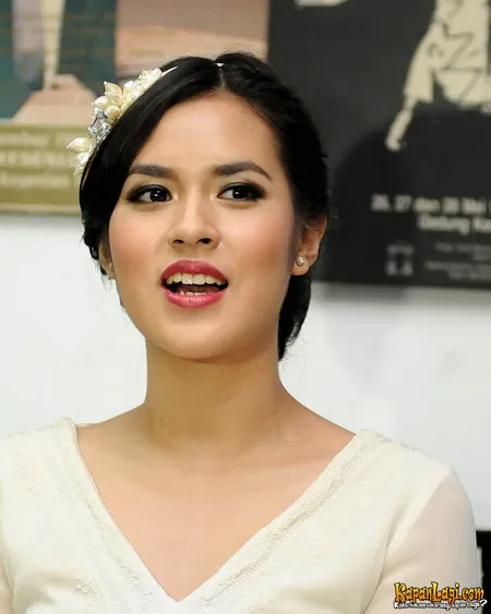 Foto Raisa