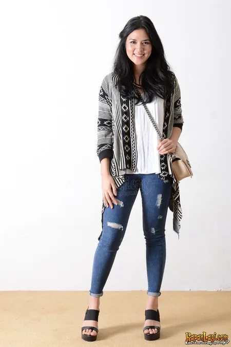 Foto Raisa. Nomor Foto: 718