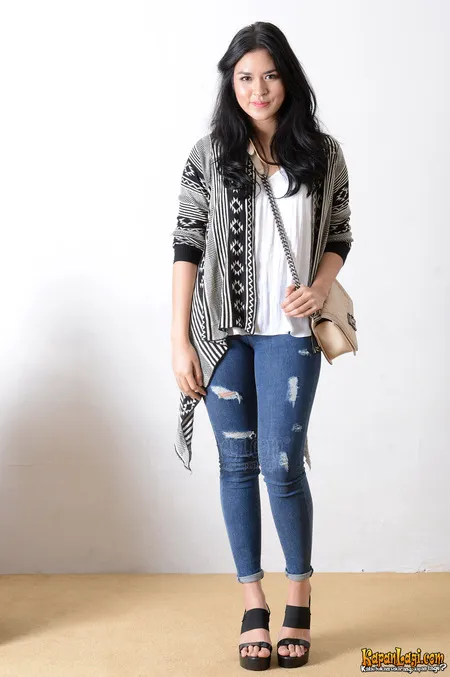 Foto Raisa. Nomor Foto: 719