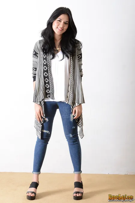 Foto Raisa. Nomor Foto: 726