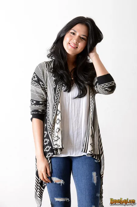 Foto Raisa. Nomor Foto: 728