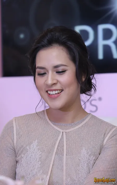 Foto Raisa