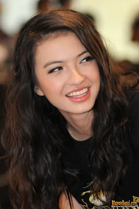 Foto Raline Shah