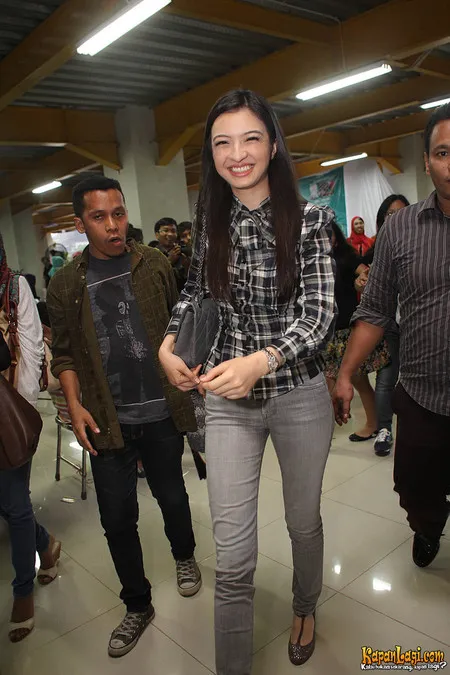 Foto Raline Shah