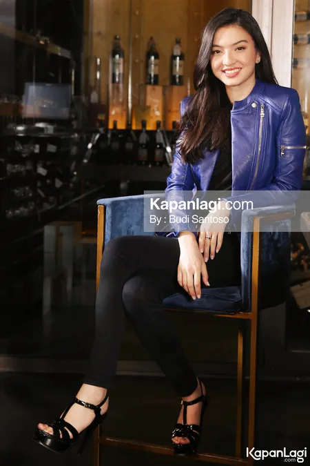 Foto Raline Shah. Nomor Foto: 507